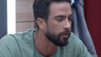 Erasmo declara guerra a Bil em A Fazenda 13: 'Nem toca na minha proteína'