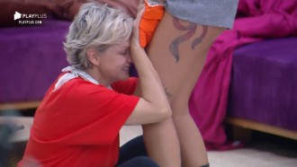 Andréa fala de susto no chiqueiro: 'Esses porquinhos comem gente'