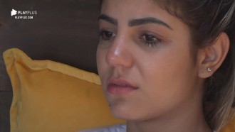 Após término com Lucas, Hari Almeida chora sozinha na Casa da Árvore
