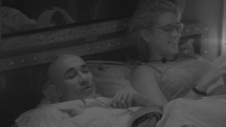 Ayrton brinca com Gleici: 'Tem uma enteada e um enteado'