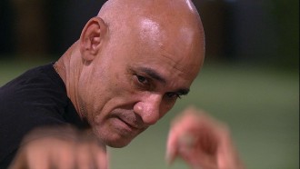 Ayrton reflete sobre os confinados: 'Todo mundo aqui cometeu erros'