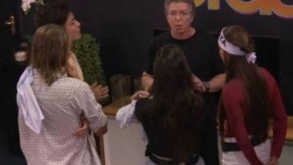 BBB20 - Boninho visita ‘Casa de Vidro’ e aconselha participantes