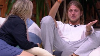 BBB20 - Daniel chora e pede desculpas por comentário machista