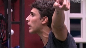 BBB20 - Felipe Prior protagoniza barraco com Daniel e faz acusação grave contra ator