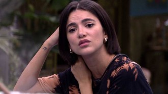 BBB20 - Manu conversa com Mari e cantora pede desculpas após confusão