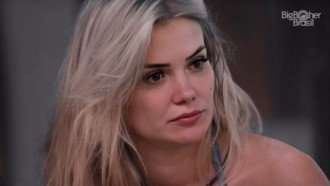 BBB20 - Marcela reclama de Gizelly e dispara: “Ela não tem o direito”