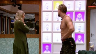 Diego brinca sobre os acontecimentos da Festa Moda: 'Só o Brasil sabe'