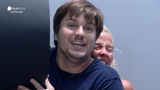 Eliéser se irrita com brincadeira de Lucas Salles e Debby