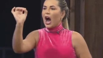 Em A Fazenda, Deolane ameaça quebrar a cara de Bárbara ao vivo: Jumenta