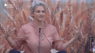 Empolgada, Andréa Nóbrega fala sobre a família com Bifão