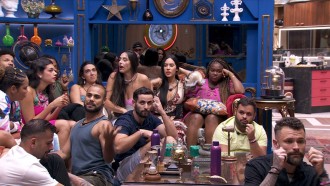 Alane comete gafe e é corrigida por brothers no BBB 24