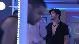 Arthur Aguiar diz a brother no BBB 22: 'Quero te conhecer mais'