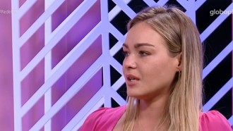 Bárbara chora ao explicar episódio com Natália no banheiro