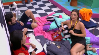 Beatriz sobre Matteus e Isabelle: 'Sinto um clima aí'