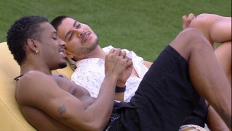 Brother escolhe música tema para Paulo André e Jade Picon