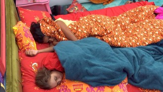 Brothers acordam com toque de despertar no BBB21