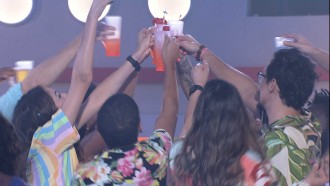 Brothers brindam na Festa do Líder Pedro Scooby no BBB 22