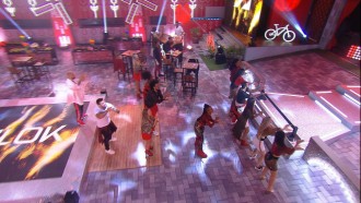 Brothers fazem dancinha ao som de Alok