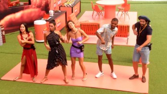 Brothers fazem dancinha e liberam almoço no BBB 24