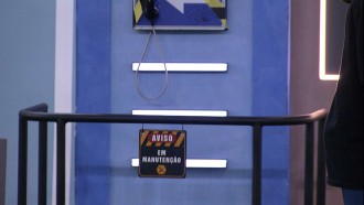 Brothers se surpreendem com Big Fones do BBB 23 em manutenção