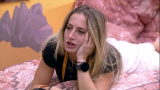 Bruna Griphao, do BBB 23, faz revelação sobre abdômen definido