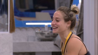 Bruna Griphao revela que shippa Larissa com Fred