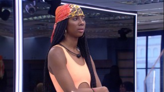 Camilla de Lucas brinca com sister no BBB21: 'Miss Xepa'