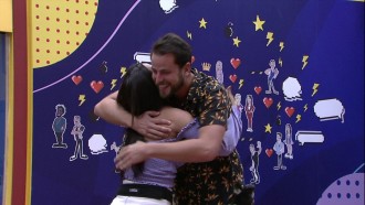 Casa de Vidro do BBB 22: reveja entrada de Larissa e Gustavo