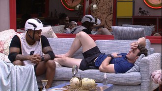 Cezar critica reação de Ricardo a veto na Prova do Anjo