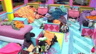 Confinados acordam após madrugada intensa no BBB21