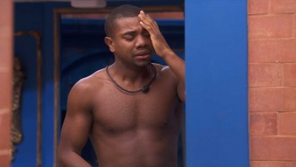 Davi chora sozinho andando pela casa do BBB 24: 'Obrigado'