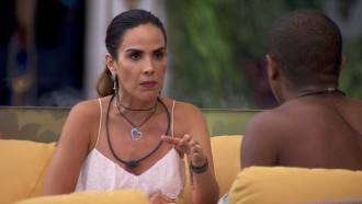 Davi pede para Wanessa ter 'calma' durante conversa