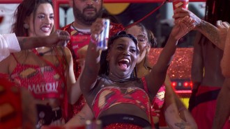 Dodô, do Pixote, faz dança da cordinha com brothers do BBB 24