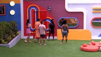 Douglas Silva faz previsão: ‘Big Fone tocou mané!’