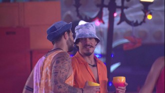 Eliezer fala para Rodrigo: 'Resolve logo esse rolê'