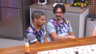 Eliezer tem DR com Vinicius no BBB 22: 'Não sorri pra mim'