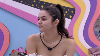 Eslovênia, do BBB 22, aponta sobre sister: 'Aparenta ser grossa'