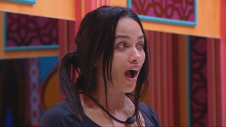 Eva ouve fofoca de RoBBB Seu Fifi e reage: 'Eu estou passada'