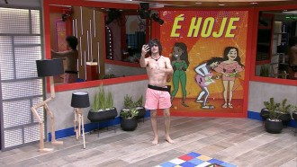 Fiuk grava vídeos para FeedBBB e agradece: 'Gratidão'