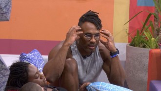 Fred Nicácio questiona aliança com sister no BBB 23