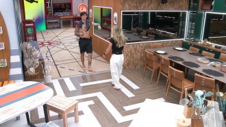 Gabriel, do BBB 23, comenta sobre irritação com sister