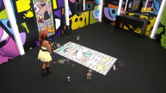 Gabriela completa cinco horas no desafio Barrado no Baile