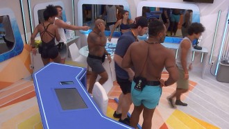 No BBB 23, Gustavo comemora sua estreia no Quarto do Líder