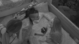 Karol Conká e Carla Diaz discutem, e cantora dispara: ‘Falsa’