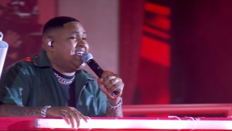 Kevin O Chris se apresenta na festa do BBB 24