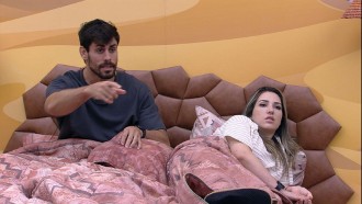 Larissa e Cara de Sapato, do BBB 23, discutem