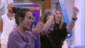 Líderes Bruna Griphao e Larissa comemoram festa em dose dupla no BBB 23