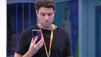 Lucas grava o podcast do Líder e explica indicação em Pedro Scooby: 'Por ser muito querido, ninguém vota nele'