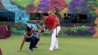 Lucas Henrique ensina Capoeira para brothers do BBB 24