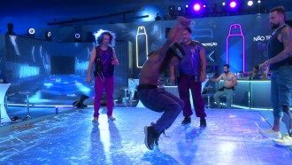 Lucas Luigi dança Michael Jackson e viraliza na web